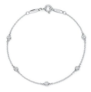 tiffany-and-co-diamonds-by-the-yard-bracelet-profile