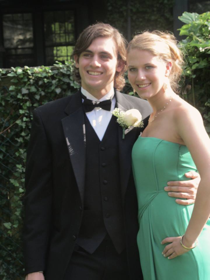 954786_10151967473739129_728361264_n