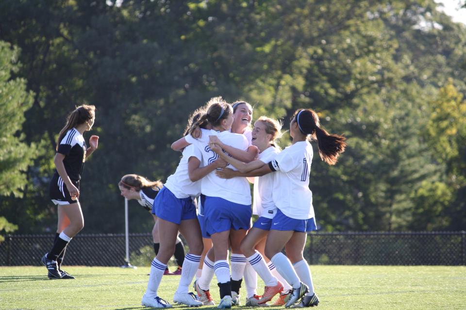 10653835_694654863952936_1071887011179702800_n