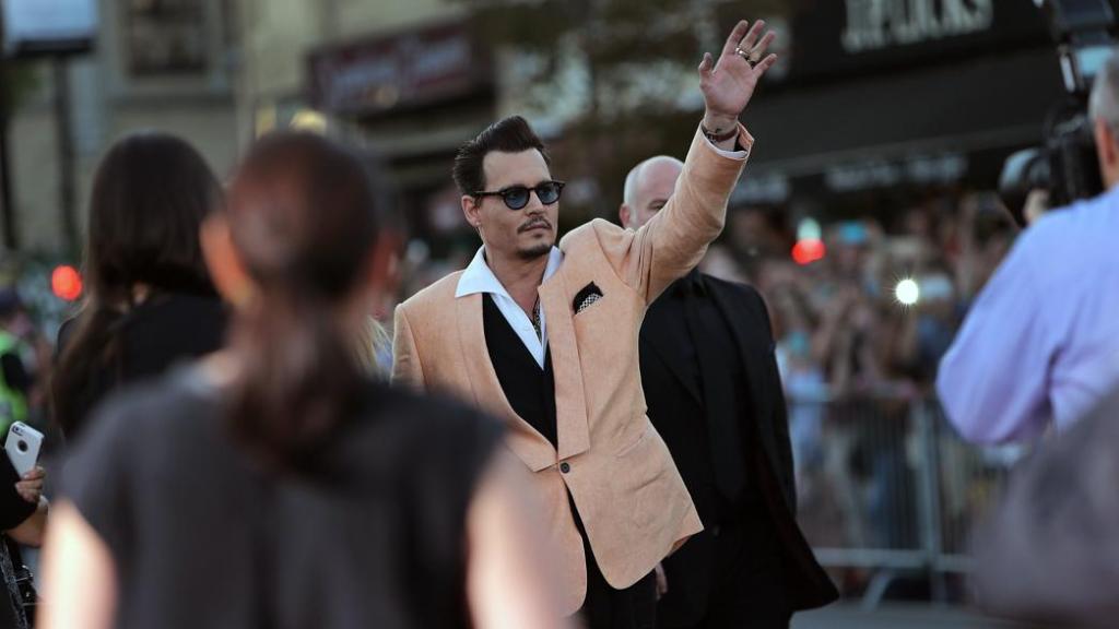 chin091515BlackMass_liv4