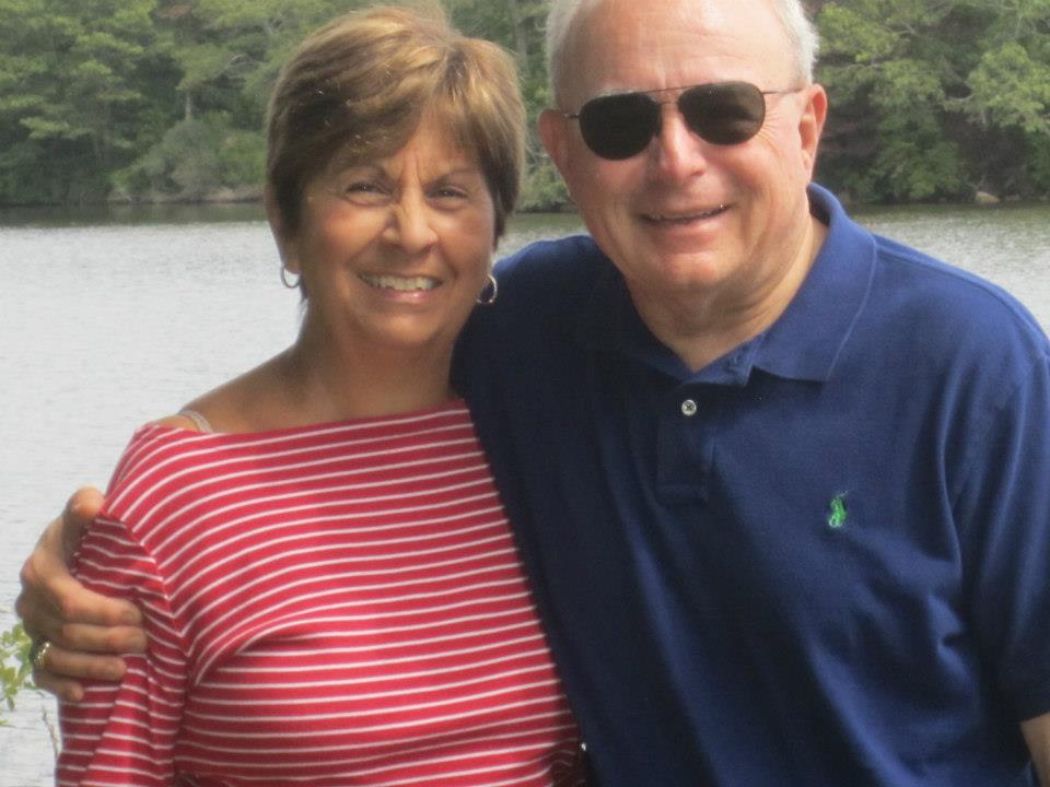 424740_518487394843884_1405958145_n